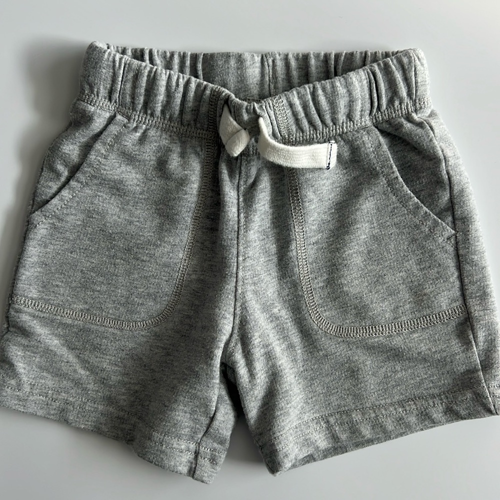 CARTER’S gray drawstring shorts 2T